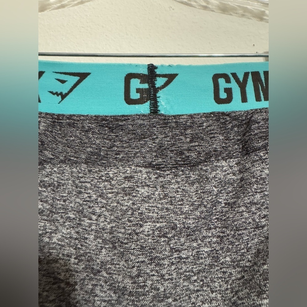 Gymshark Legging - Picture 3 of 7